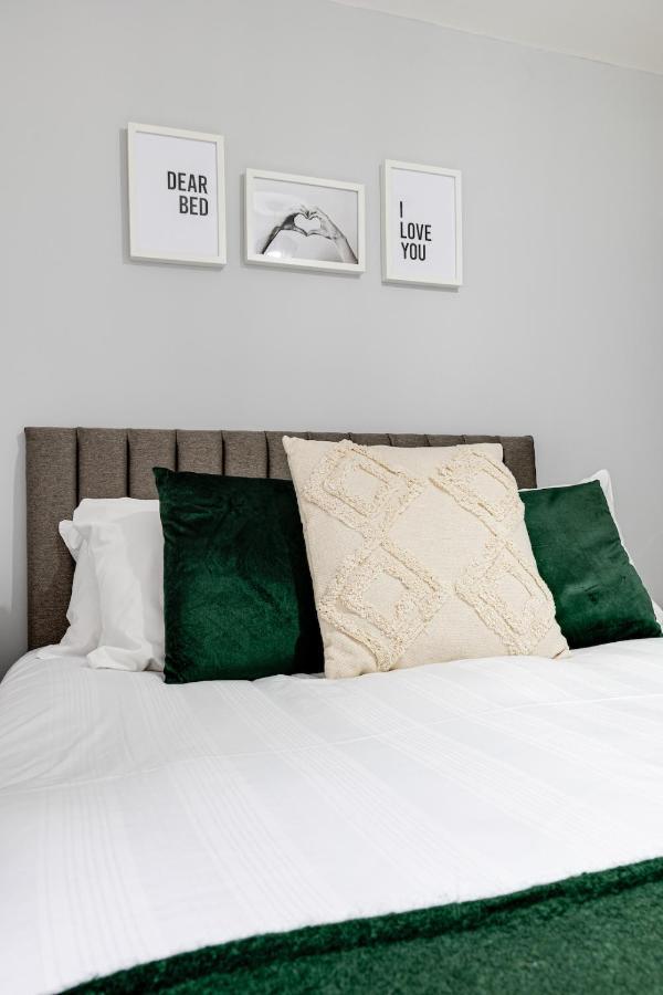 Cosy Modern Apt In Heart Of Stockport - Sleeps 4 Appartamento Esterno foto